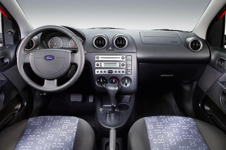  Ford Fiesta 2003 года  (фото 50 из 142)
